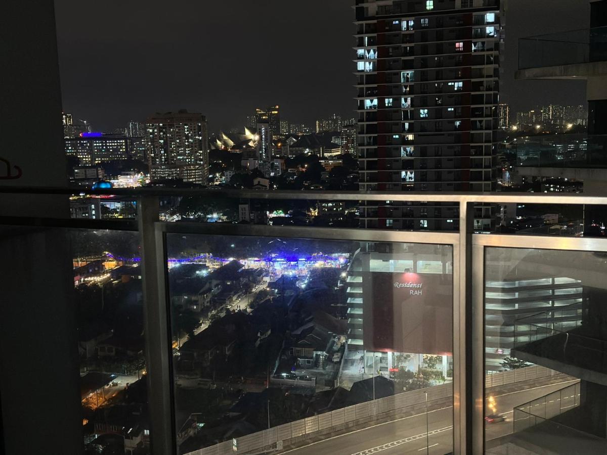 Summer Suites Klcc By Purple Orchid Kuala Lumpur Bagian luar foto