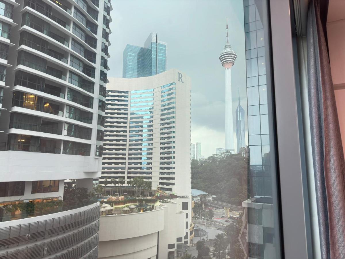 Summer Suites Klcc By Purple Orchid Kuala Lumpur Bagian luar foto