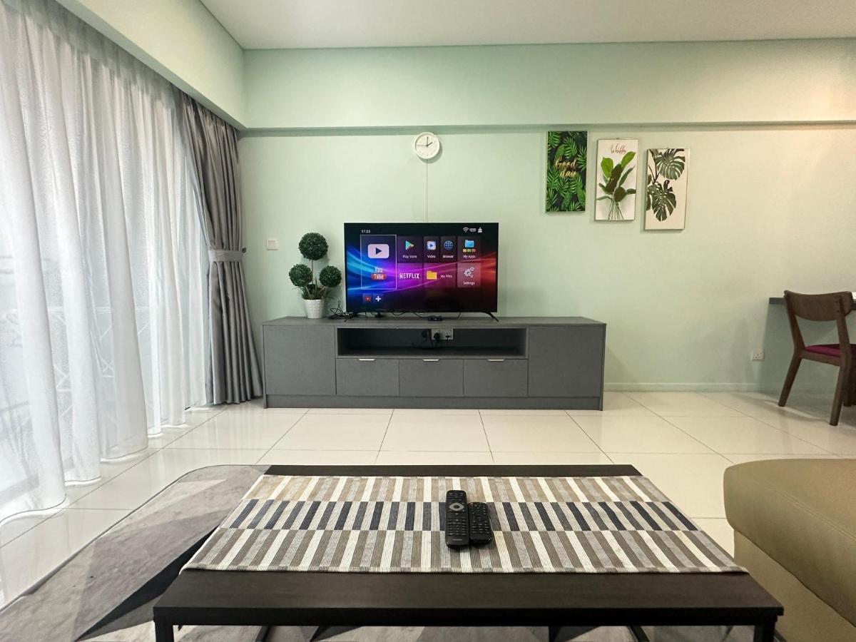 Summer Suites Klcc By Purple Orchid Kuala Lumpur Bagian luar foto