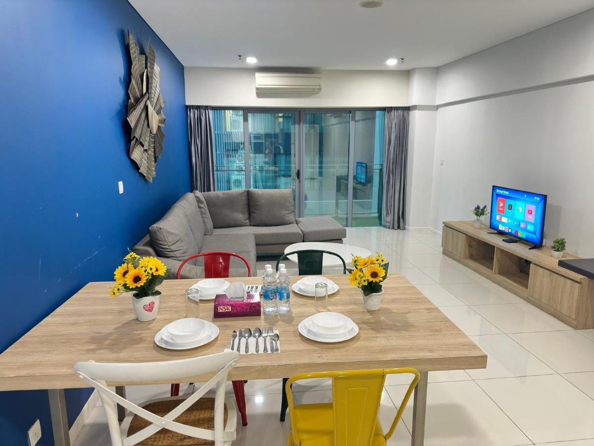 Summer Suites Klcc By Purple Orchid Kuala Lumpur Bagian luar foto