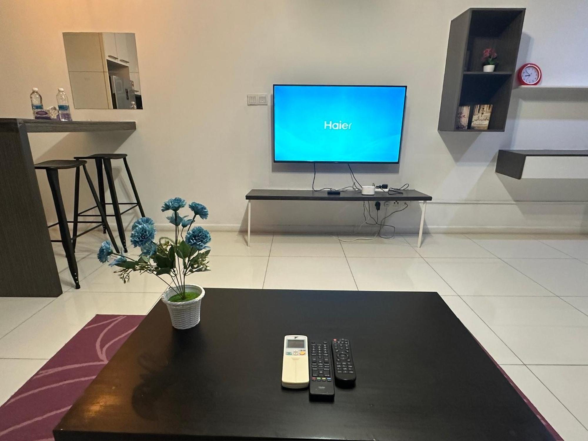 Summer Suites Klcc By Purple Orchid Kuala Lumpur Bagian luar foto