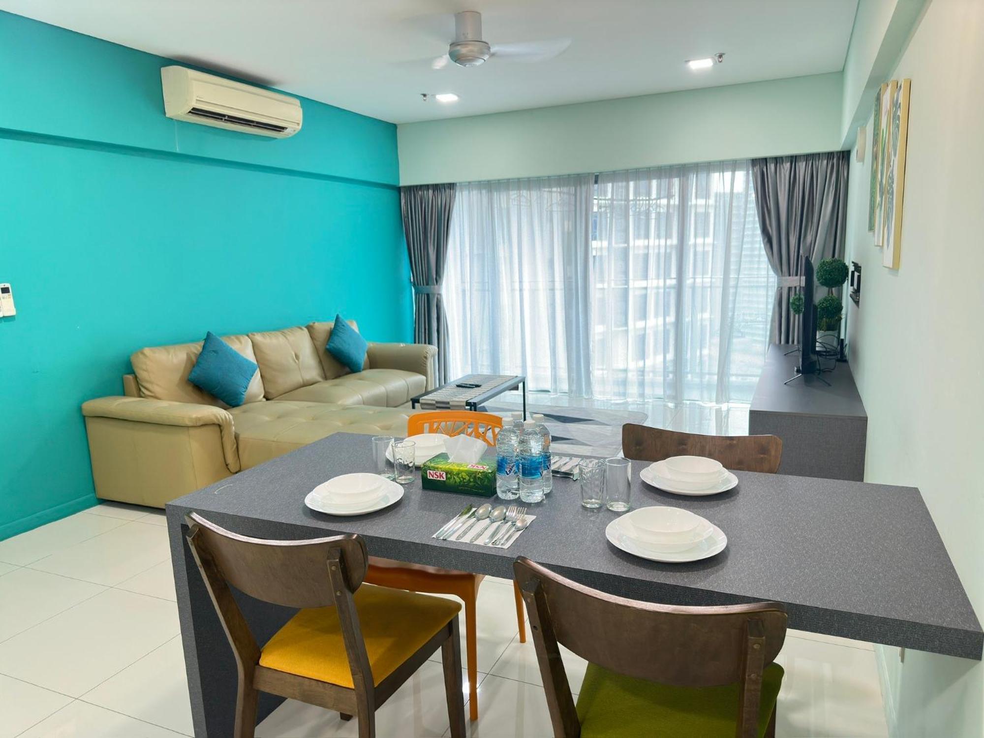 Summer Suites Klcc By Purple Orchid Kuala Lumpur Bagian luar foto