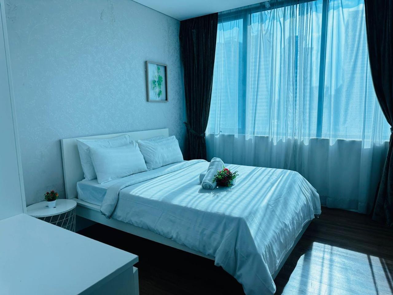 Summer Suites Klcc By Purple Orchid Kuala Lumpur Bagian luar foto