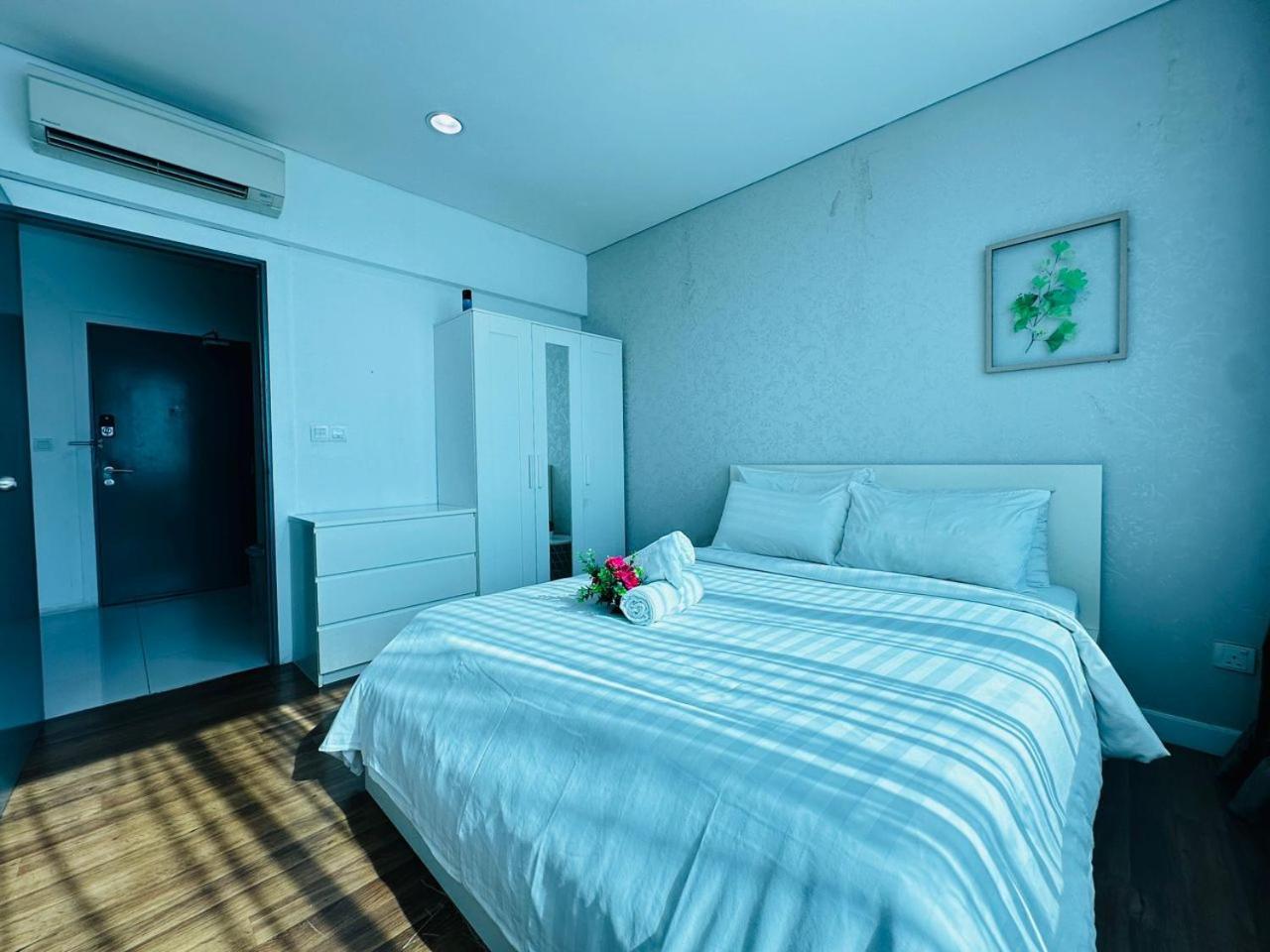 Summer Suites Klcc By Purple Orchid Kuala Lumpur Bagian luar foto